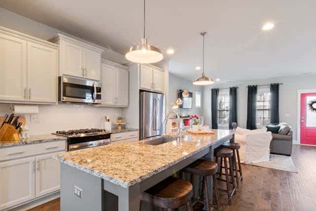 Κλασική ή Μοντέρνα Κουζίνα; Ποια να Επιλέξετε για το Σπίτι σας;