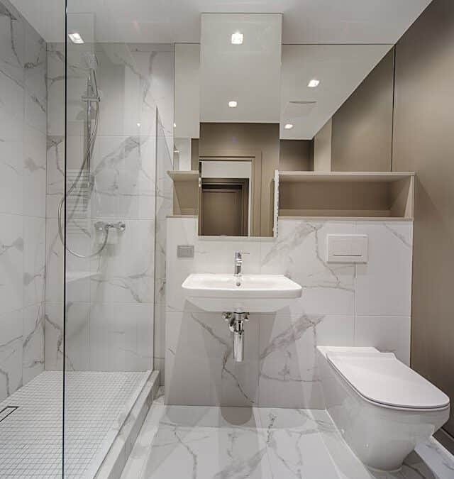 Αλλαγή μπανιέρας σε ντουζιέρα κόστος: Τιμές και συμβουλές